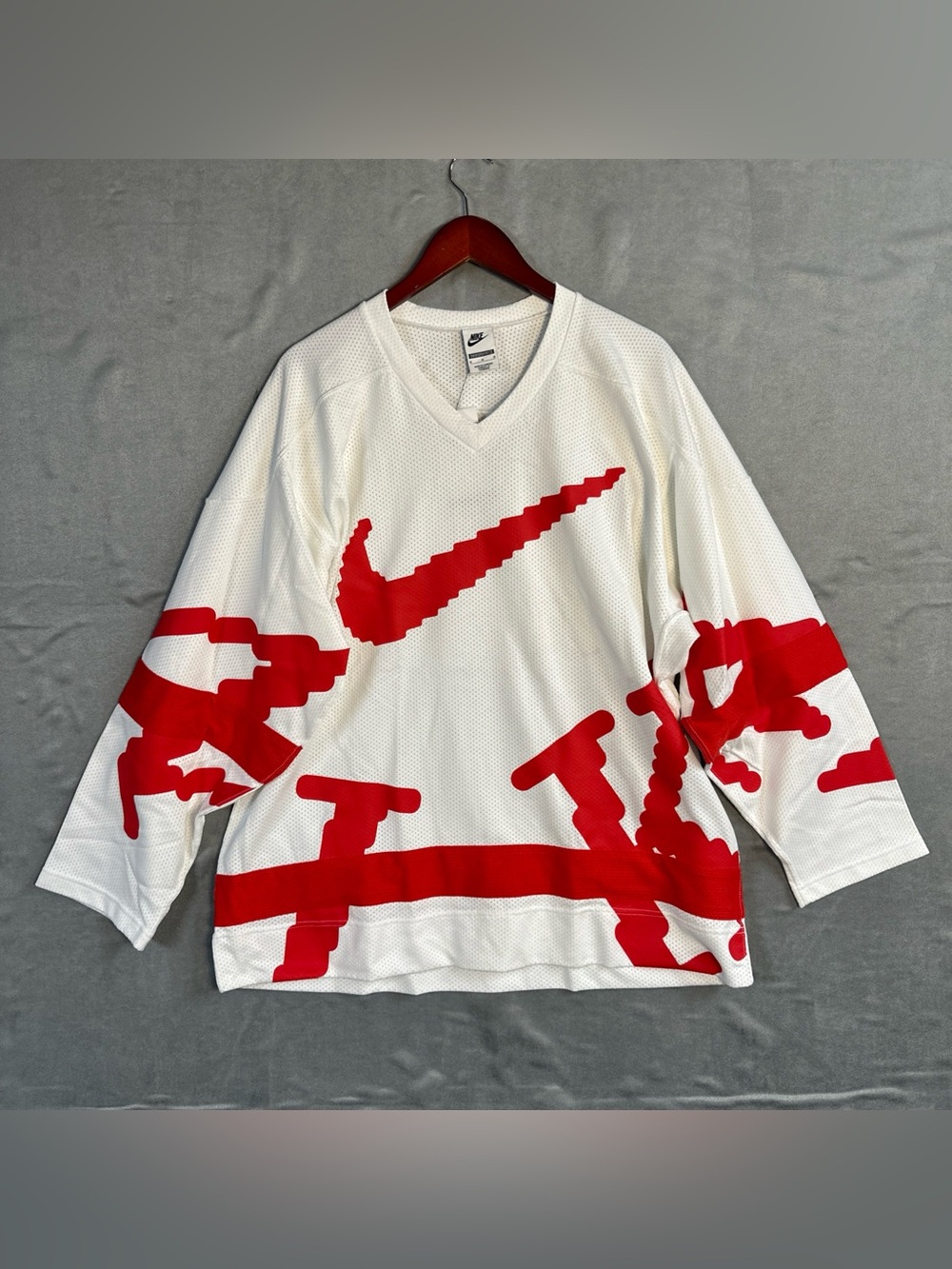 Nike Sportswear Club Hockey Jersey White Red Oversized Mens Medium HV1137-100